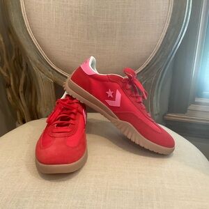 Converse Red and Pink Run Star Trainer Sneaker